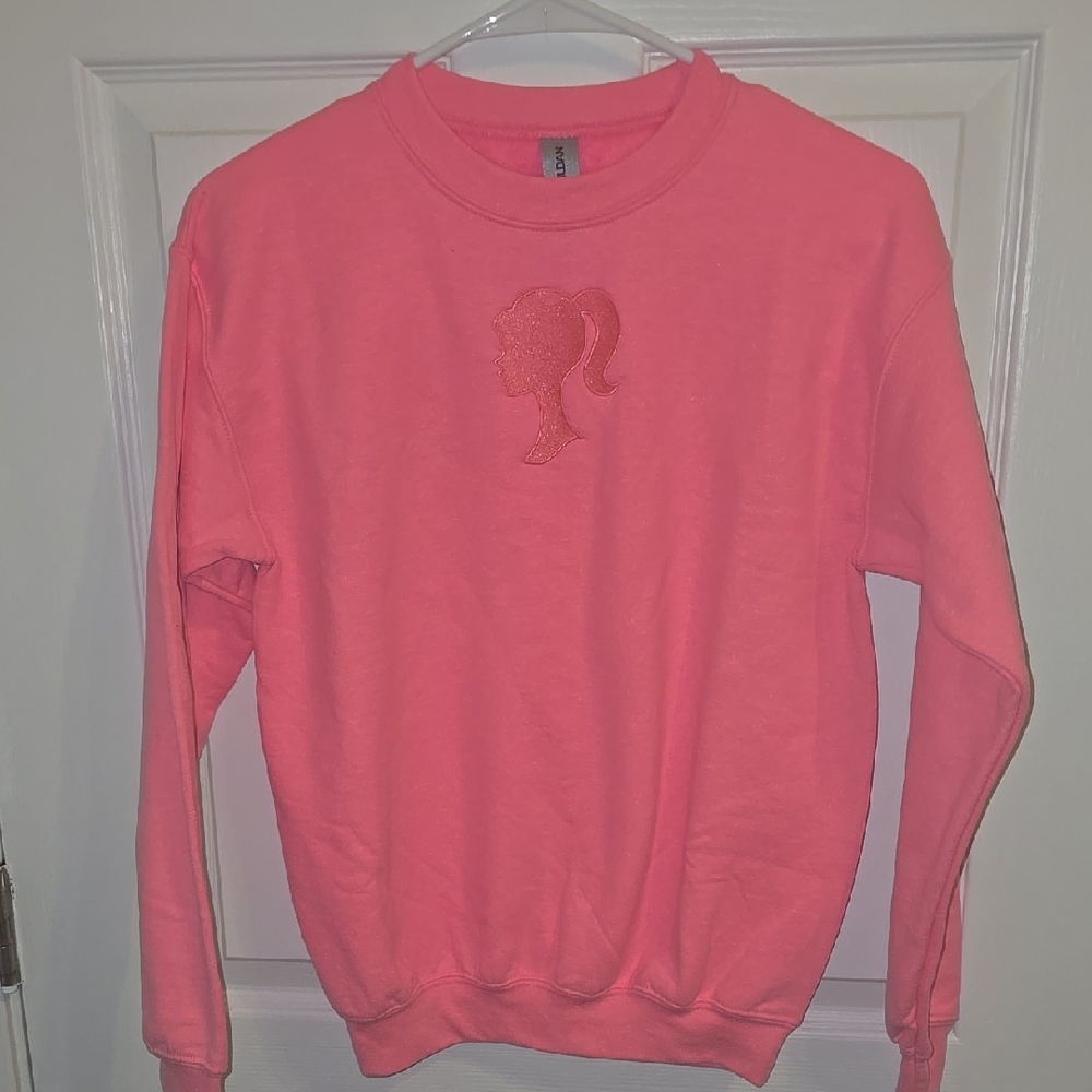 Vibrant Pink Crewneck Sweater with Soft Texture